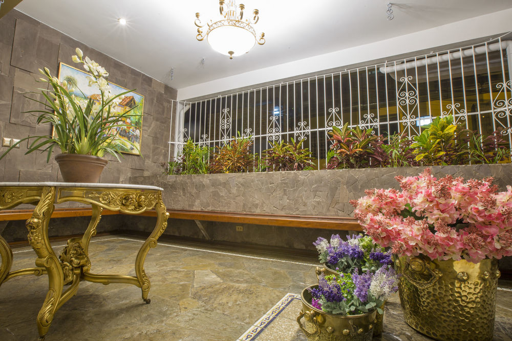 Hotel Suyox Тарапото Екстер'єр фото